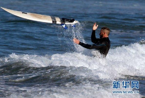洞穴陷阱逃生