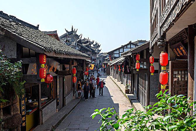 大丛林度假村逃生